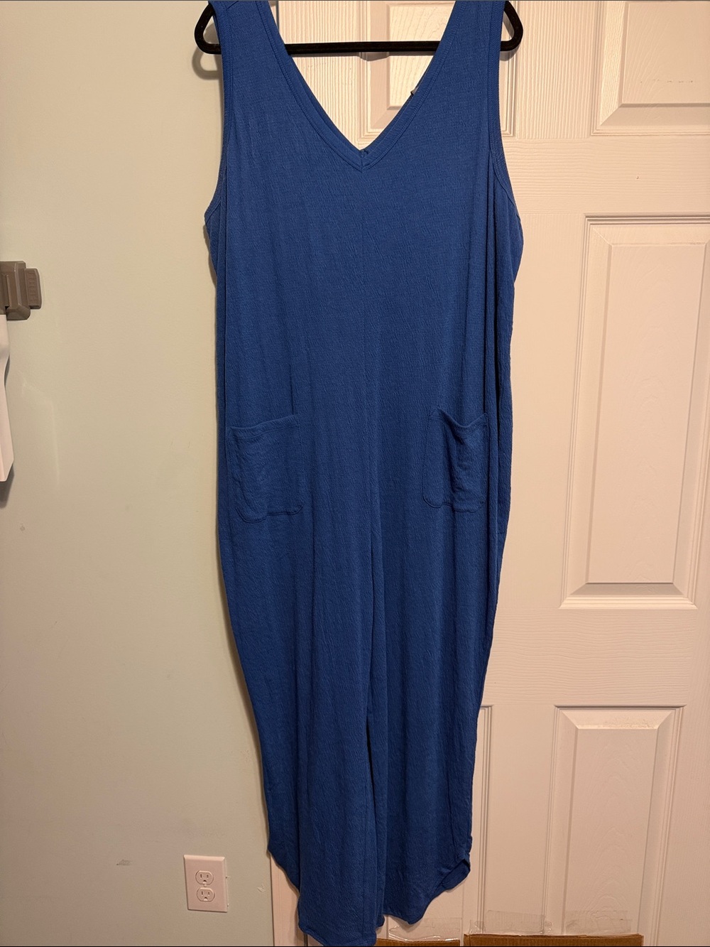 Sleeveless V-Neck Blue romper